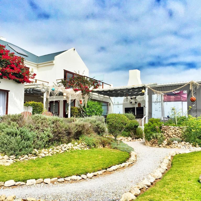 Farr Out Guest House Paternoster Esterno foto