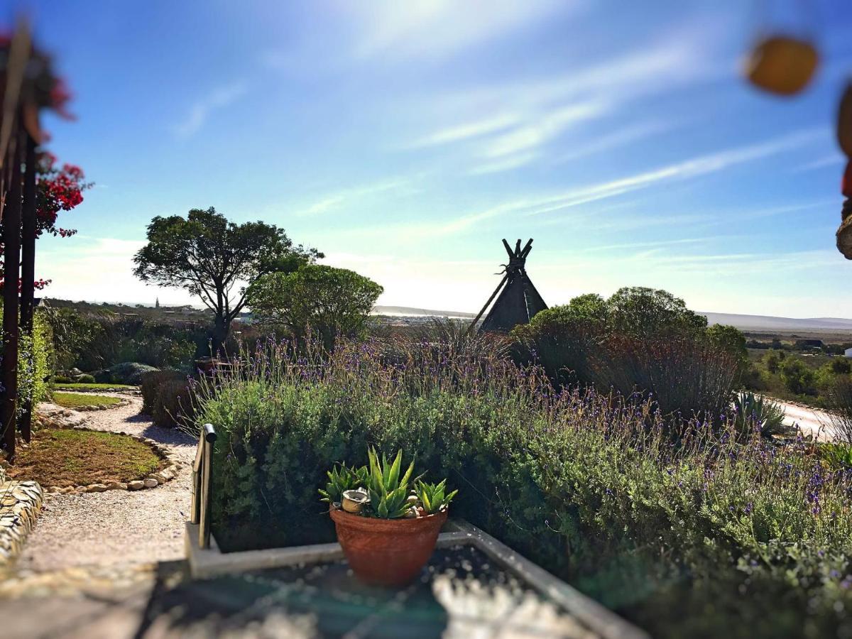 Farr Out Guest House Paternoster Esterno foto