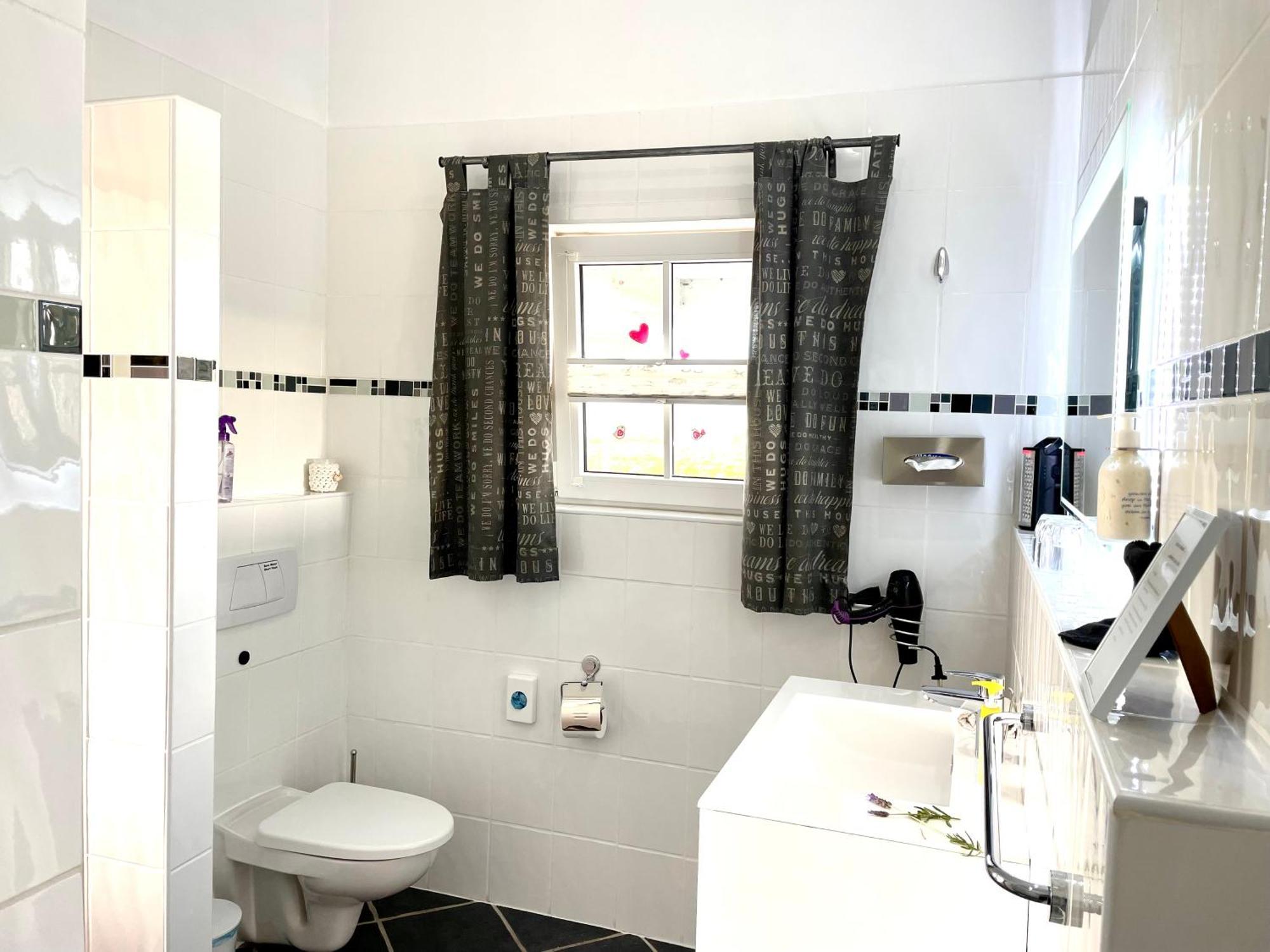 Farr Out Guest House Paternoster Esterno foto