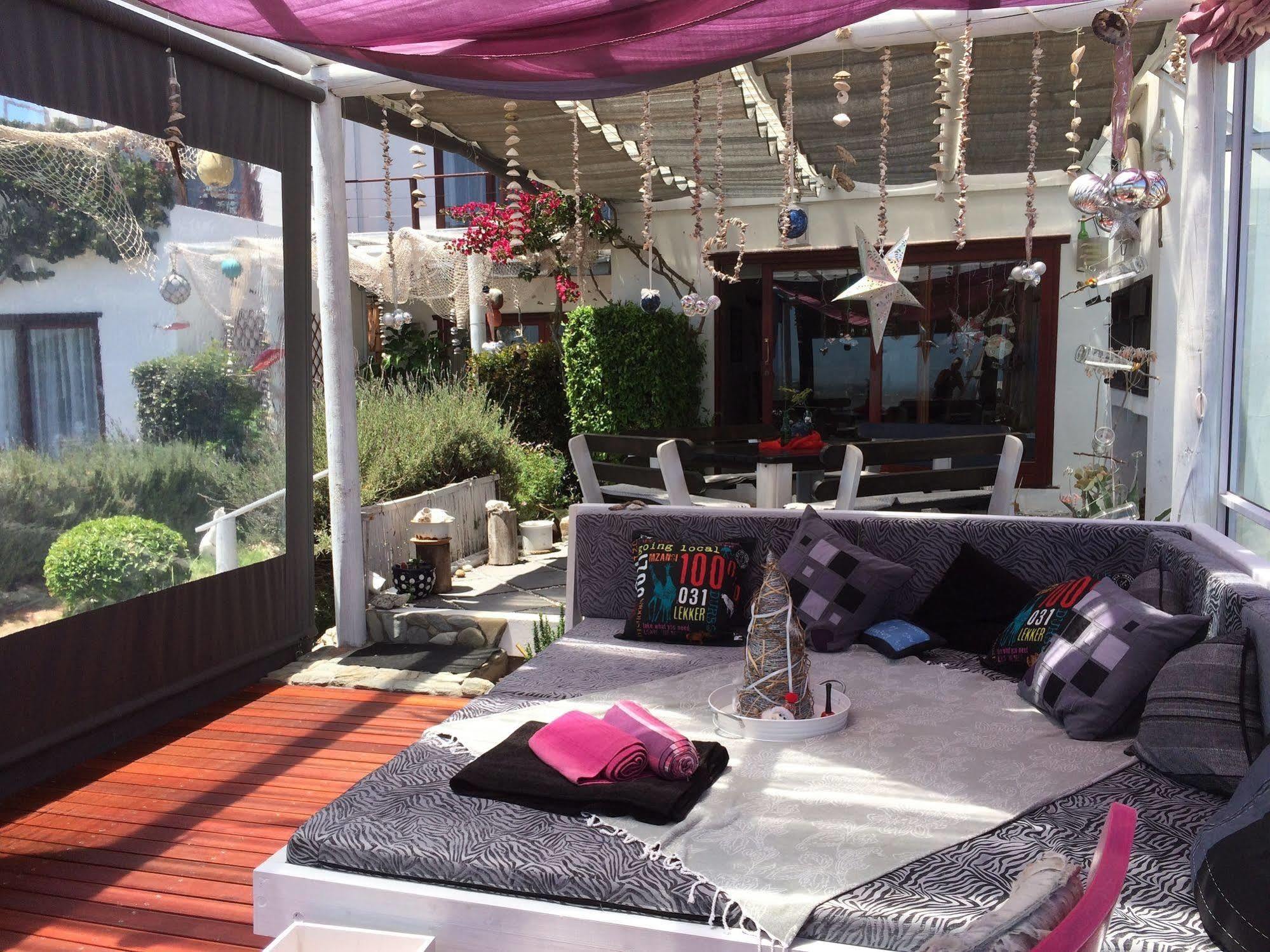 Farr Out Guest House Paternoster Esterno foto