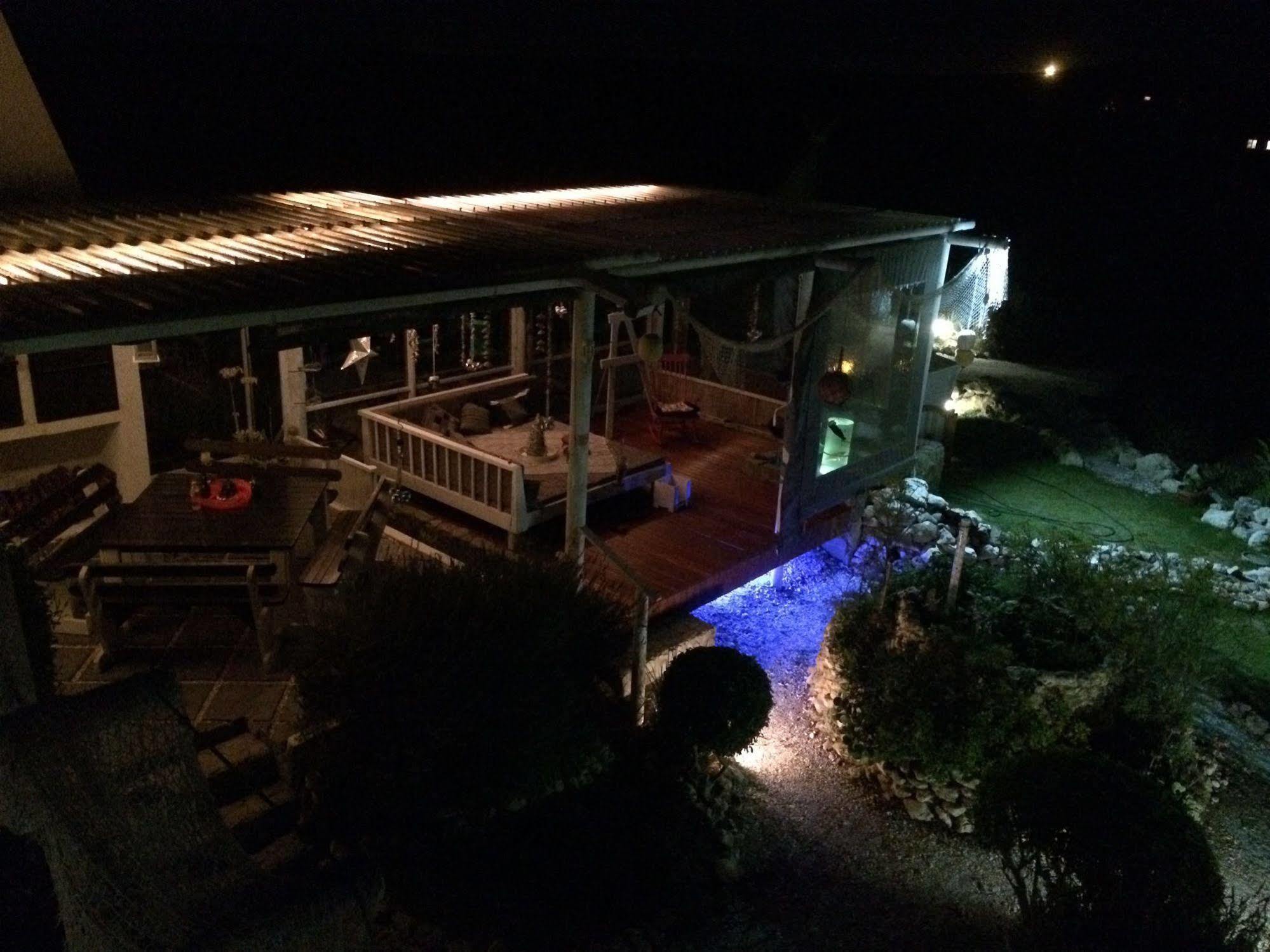 Farr Out Guest House Paternoster Esterno foto